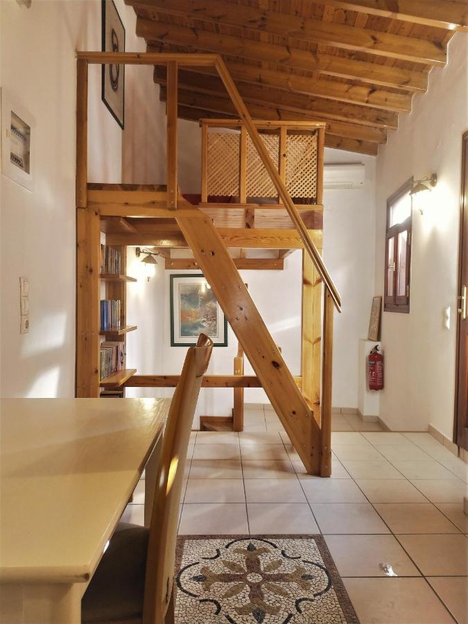 Вілла Odyssey House Chania  Екстер'єр фото